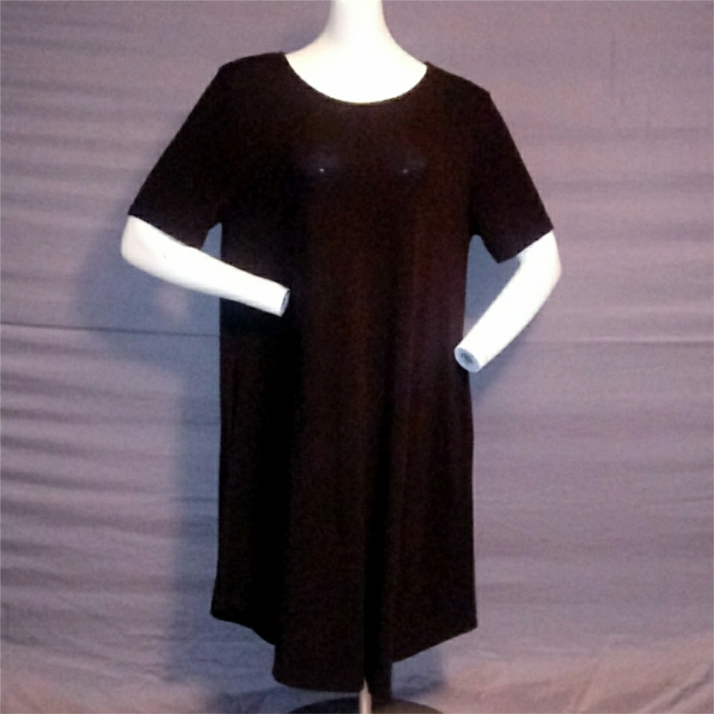 Black Short Sleeve Tunic Top